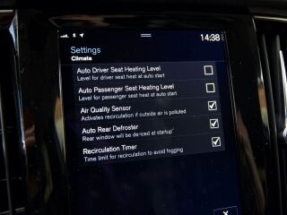 Volvo S90 Momentum D4 2.0 R4 TDI CR 140kW