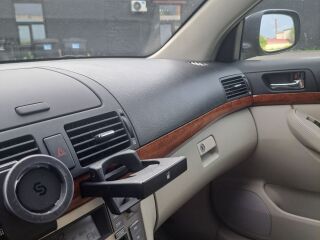 Toyota Avensis 2.4 120кВ