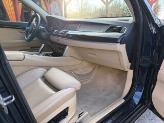BMW 550 Gran Turismo 4.4 V8 300kW