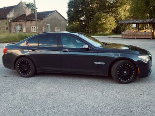 BMW 740 M-Pakett 3.0 225kW