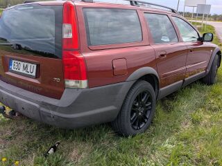 Volvo XC70 2.4 R5 147kW