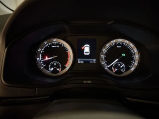 Skoda Karoq 1.5 110кВ