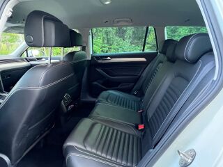 Volkswagen Passat R-Line 2.0 R4 140kW