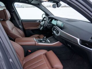 BMW X5 M50 4.4 V8 390kW
