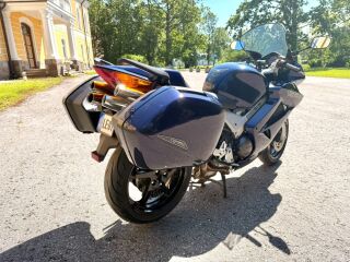 Honda VFR 800 V4 80kW