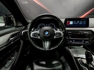 BMW 540 d x-Drive M-sportpakett Shadowline 3.0 235kW