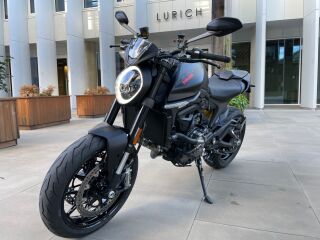 Ducati Monster 937 + Dark Shadow L2 82kW