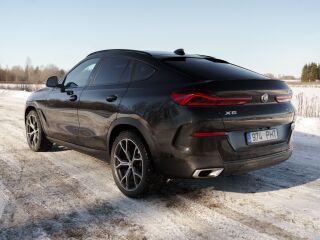 BMW X6 xDrive30d 3.0 210кВ