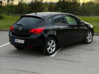 Opel Astra 1.7 81kW