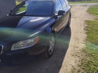 Volvo V70 2.4 120kW