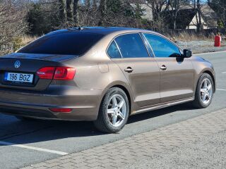 Volkswagen Jetta 1.2 77kW