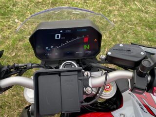 BMW F 900 R 77kW