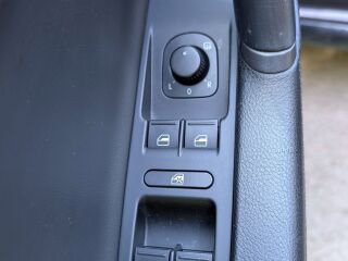 Volkswagen Passat 1.4 r4 110кВ