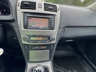 Toyota Avensis 2.2 110kW
