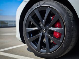 Tesla Model 3 Long Range 366kW 153kW