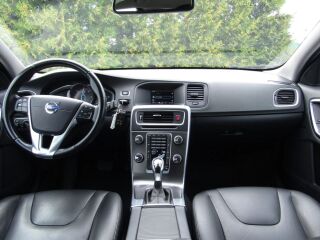 Volvo V60 R-Design City Safety 2.0 D4 133kW