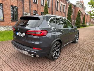 BMW X5 3.0 195kW