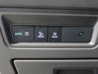 Volkswagen Touareg Elegance TDI V6 4Motion 3.0 170кВ