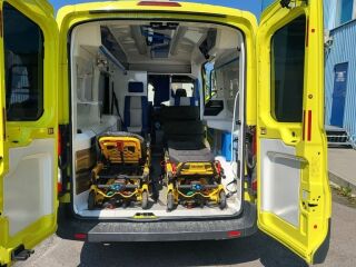 Ford Transit Ambulannce 2 Stryker 2.2 114кВ