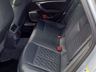 Audi A6 AVANT 55 TFSI E QUATTRO S LINE 2.0 270kW