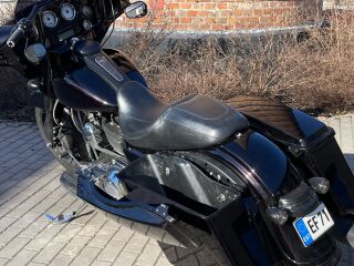 Harley-Davidson Street Glide V2