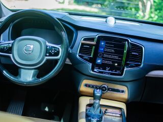 Volvo XC90 Inscription 2.0 polestar 246кВ