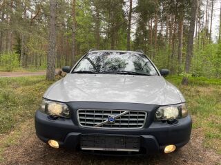Volvo XC70 AWD D5 2.4 D5 TDi 120kW