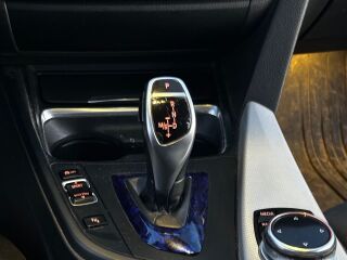 BMW 330 3.0 R6 190kW