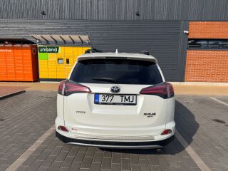 Toyota RAV4 Premium 2.0 112kW