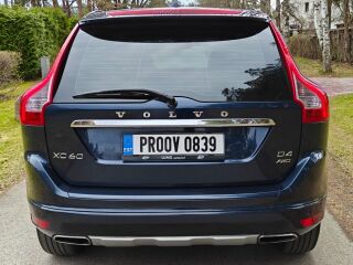 Volvo XC60 Momentum AWD MY15 2.4 D4 133кВ