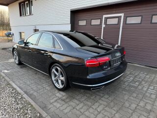 Audi A8 Quattro 4.2 V8 TDI 283kW
