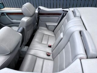 Mercedes-Benz E 220 2.2 110кВ