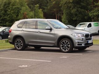 BMW X5 xDrive30d 3.0 190кВ