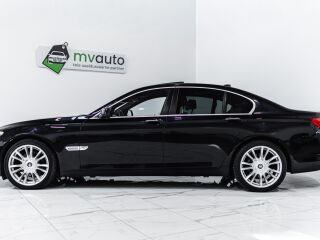 BMW 740 Individual xDrive 3.0 225kW