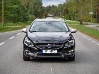 Volvo V60 SUMMUM AWD TWIN ENGINE PLUG IN HYBRID FACELIFT 2.4 162kW