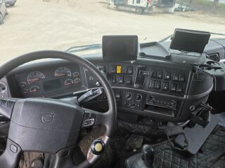 Volvo FH12 368kW