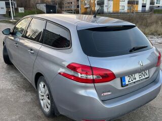 Peugeot 308 1.2 96kW