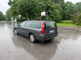 Volvo V70 2.4 96kW