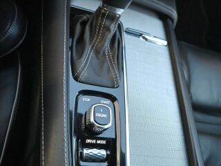 Volvo XC90 HEICO SPORTIV AWD B&W 4C INTELLI SAFE FULL 2.0 D5 173kw + HEICO 190kW