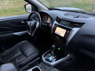 Nissan Navara Double Cab TEKNA 360 NP300 2.3 140kW