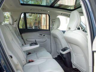 Volvo XC90 AWD DARK R-Design PLUS Intelli PRO Wntr 2.0 B5 KERS MHEV Kerghübriid MY2023 183kW