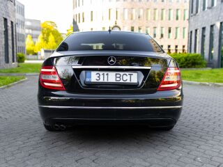 Mercedes-Benz C 200 CDI Avantgarde 2.2 100кВ