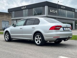 Skoda Superb Long 1.6 R4 Tdi 77kW