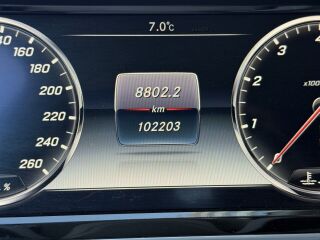Mercedes-Benz S 500 AMG 4.7 V8 335kW