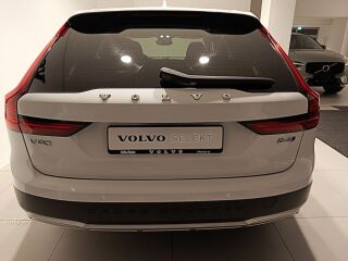 Volvo V90 Cross Country AWD B4 KERS 2.0 145kW