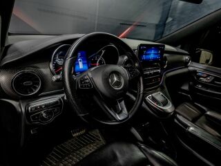 Mercedes-Benz V 300 4-Matic Luxury President package Long 2.0 174kW