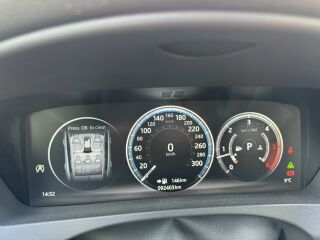 Jaguar F-Pace Portfolio 3.0 221kW