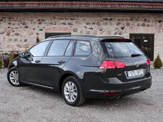 Volkswagen Golf 1.2 77кВ