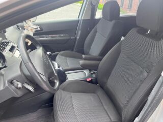Peugeot 5008 1.6 80kW