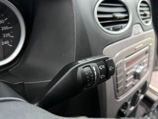 Ford Focus Elegance Facelift 1.6 74кВ